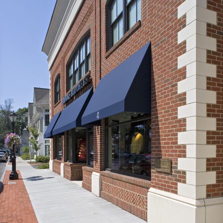 Brooks Brothers – Front Facade from Sidewalk
